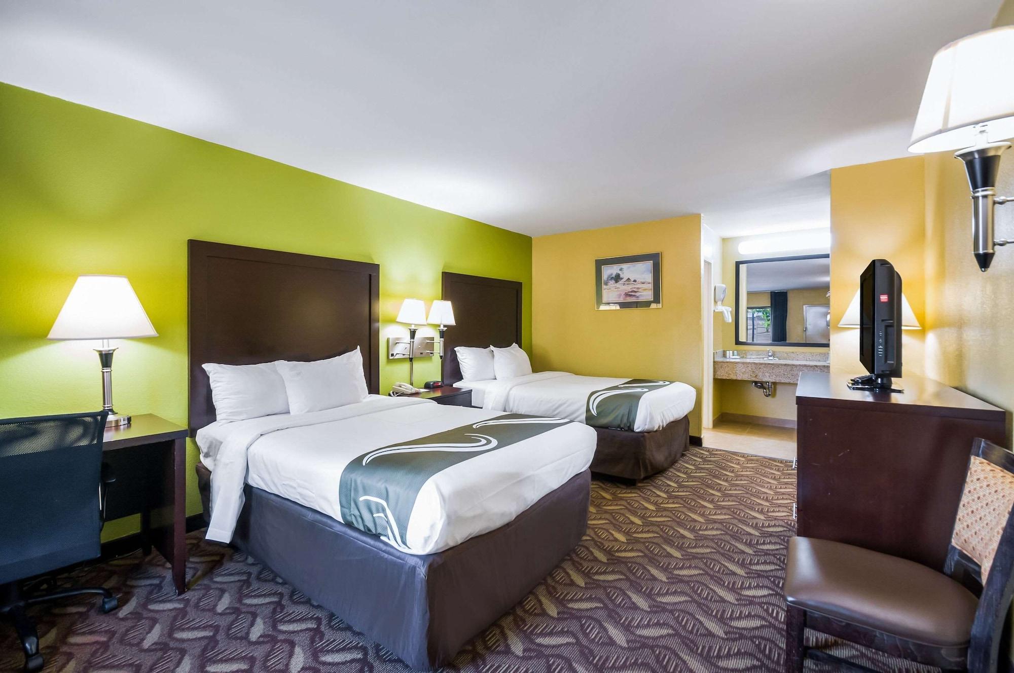 Quality Inn Fredericksburg-Central Park Area Exterior photo