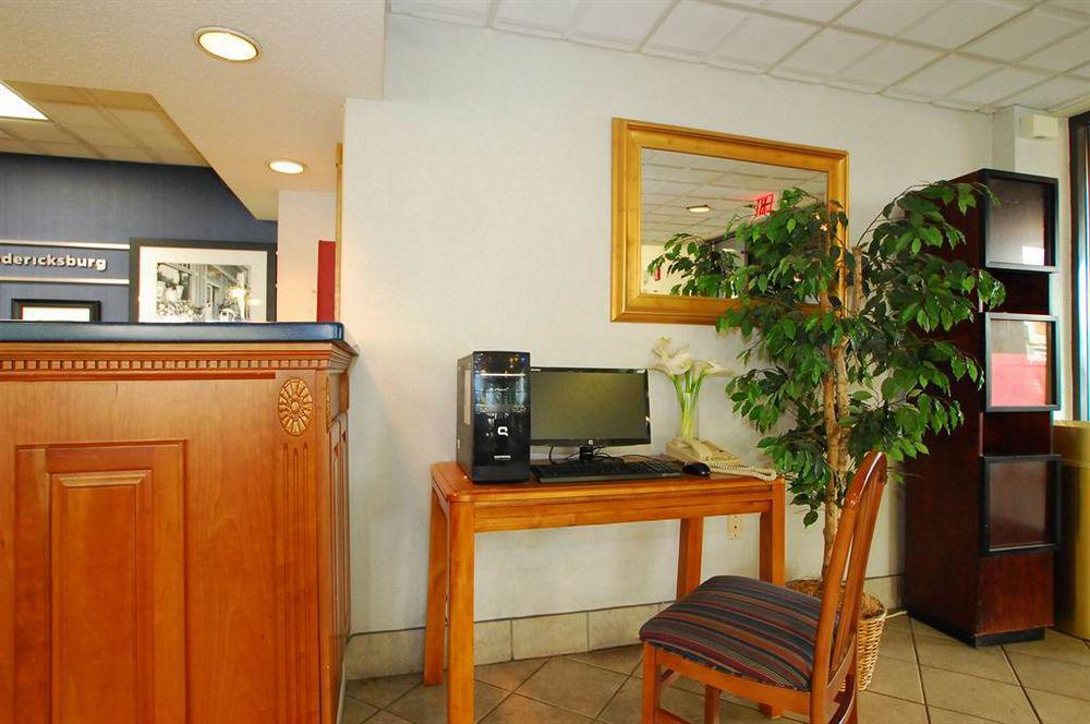 Quality Inn Fredericksburg-Central Park Area Interior photo